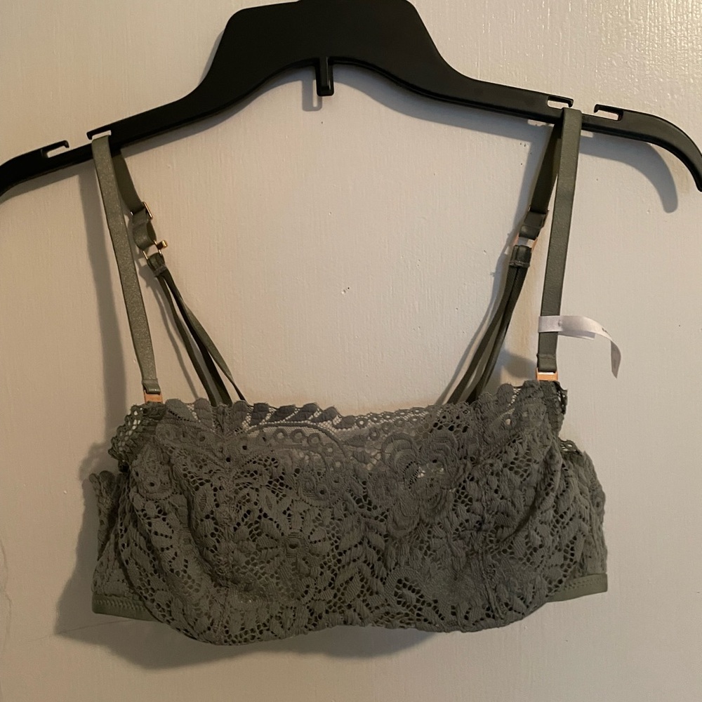 NWT Aerie’s Collection Unlined Balconette Bra 32B